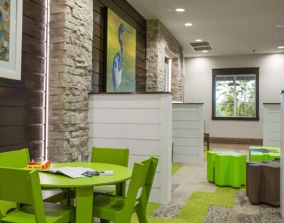 2BR Suite w/ Full Kitchen, & Shuttle Access – Mystic Dunes Resort