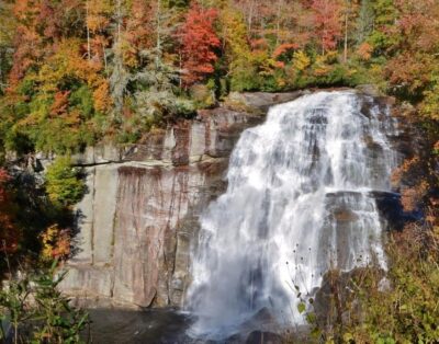 2BR Suite w/ Full Kitchen, Fireplace & Private Patio – Fairway Forest Resort