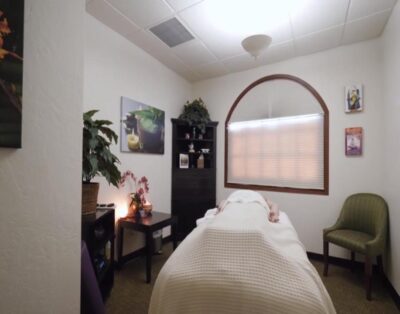 Studio Suite w/ Kitchenette, Balcony & Spa Feel – Los Abrigados Resort & Spa Sedona