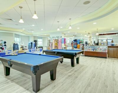 Spacious 2BR Oceanfront Condo w/ Spa Tub & Full Kitchen | Wyndham Ocean Boulevard