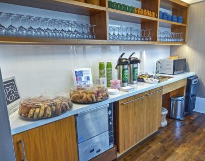 Luxury 2BR NYC Suite w/ Full Kitchen & City Views | Wyndham Midtown 45