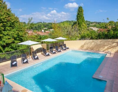 2BR Suite w/ Kitchen, Balcony & Sleeper Sofa – Le Club Mougins
