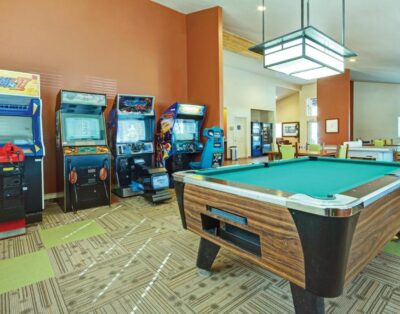 Cozy 1BR Cabin w/ Fireplace & Full Kitchen | WorldMark Pinetop