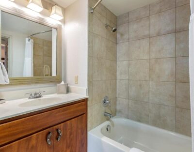 1BR Suite w/ Kitchenette, Washer/Dryer & City Comfort – Bluegreen Club 36