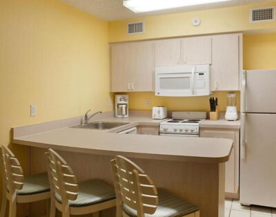 1BR Ocean View Suite w/ Full Kitchen & Balcony – BG Fantasy Island Resort II