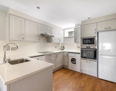 2BR Suite w/ Full Kitchenette & Bath – Thurnham Hall Resort