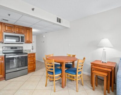 Spacious 2BR Suite | Ocean View, Pool, WiFi – Tropic Sun Towers