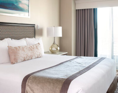 Spacious 1-Bedroom Villa with Balcony & Kitchen – Wynd Harbour Lights