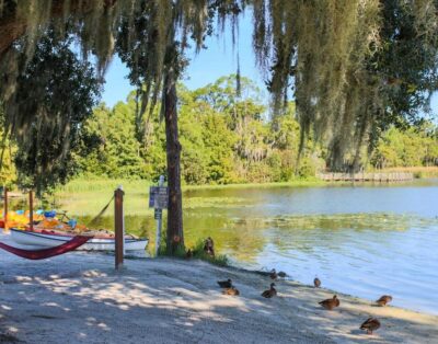 Family-Friendly 2BR | Pool, WiFi, Scenic Views – Grand Beach