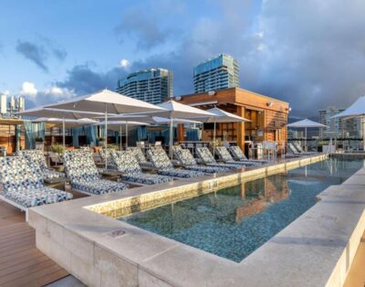 Cozy 1BR Retreat | Family-Friendly & Ocean Views – Hokulani Waikiki