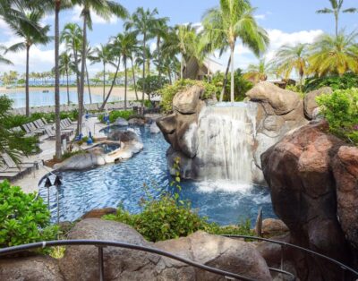 Modern 2BR Condo | Balcony, Pool, Kitchen – Grand Waikikian