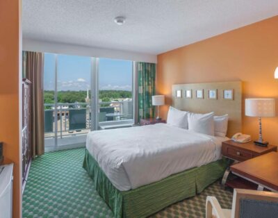 Beachfront 1BR | Pool, Balcony, Ocean View – Ocean Beach Club