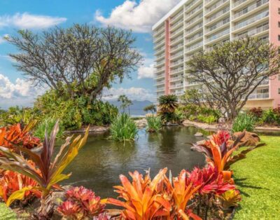 Modern 2BR Condo | Balcony, Pool, Kitchen –  Ka’anapali Beach