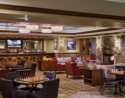 Cozy 1BR Suite | Mountain Views, Pool, WiFi – Valdoro Mountain Lodge