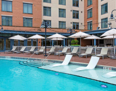 4BR Luxury Villa w/ Balcony, Jetted Tub & Resort Amenities – Wyn National Harbor