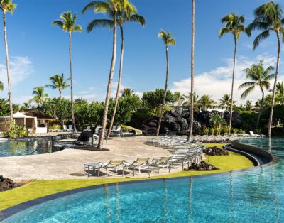 Stylish 1-Bedroom Suite – Sleeps 4 w/ Kitchen & Washer/Dryer